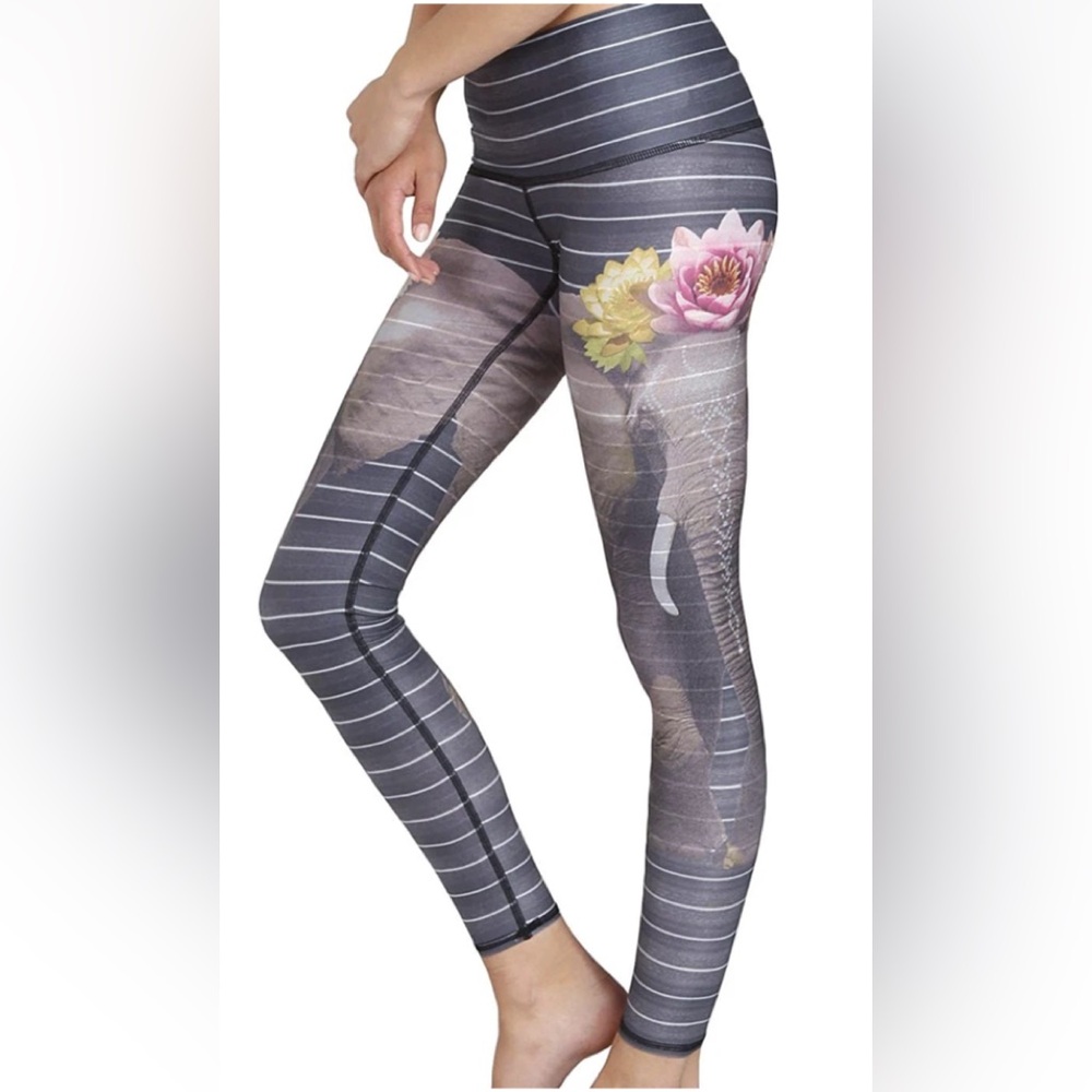 Teeki Love the Elephant Hot Yoga Pants Leggings Medium